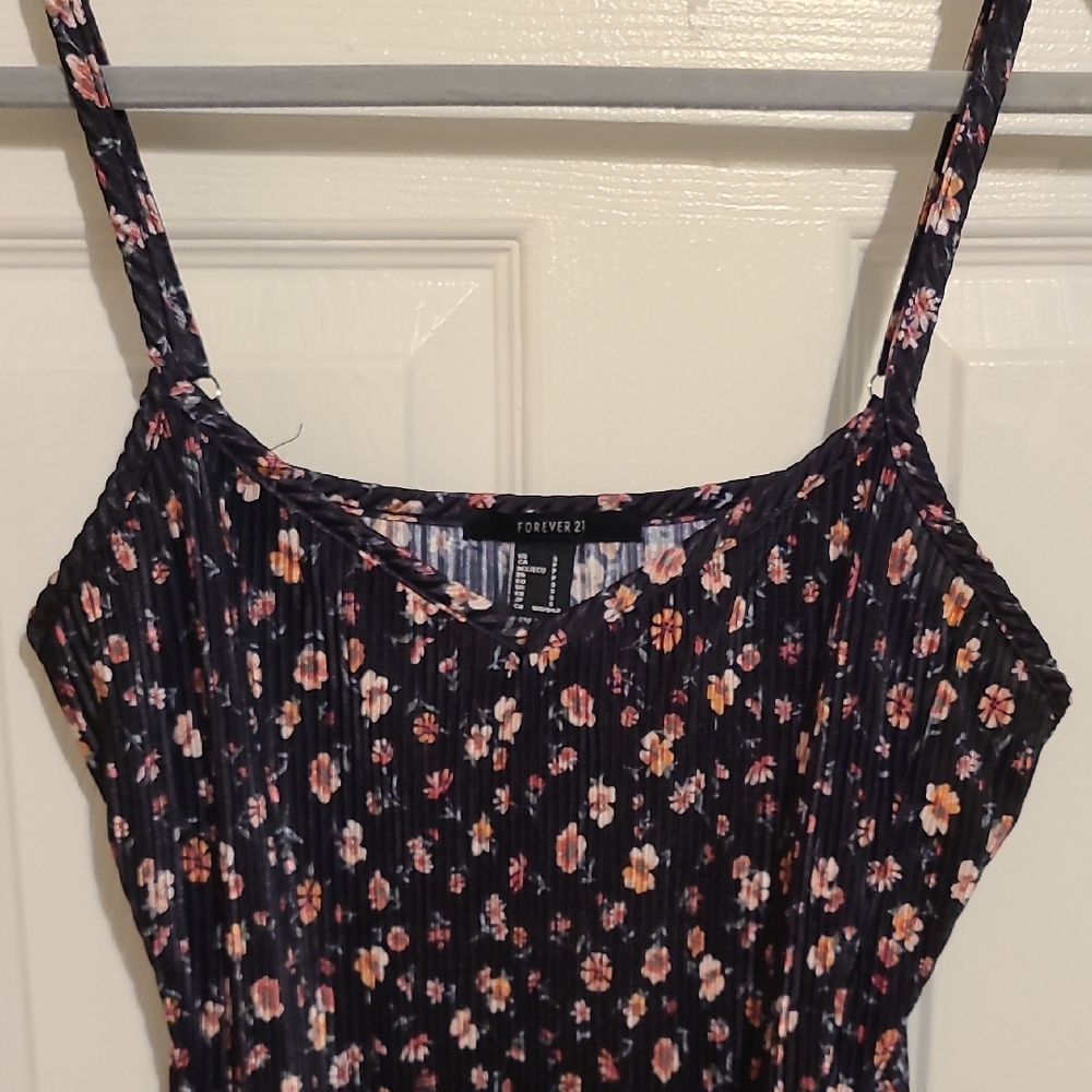 Forever 21 Black Floral Strappy Dress
